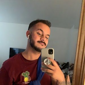 Meet your Posher, João